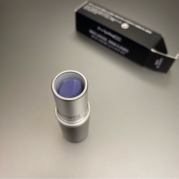 MAC “Flatter Me Fierce” Lipstick - Picture 11 of 12